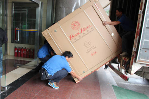 南明钢琴贵重工艺品无忧运